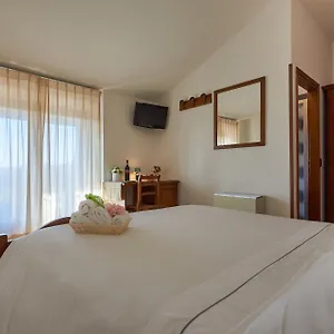 https://wellness-center-casanova.it-tuscanyhotel.com