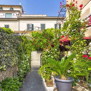 https://amalfitana.it-tuscanyhotel.com