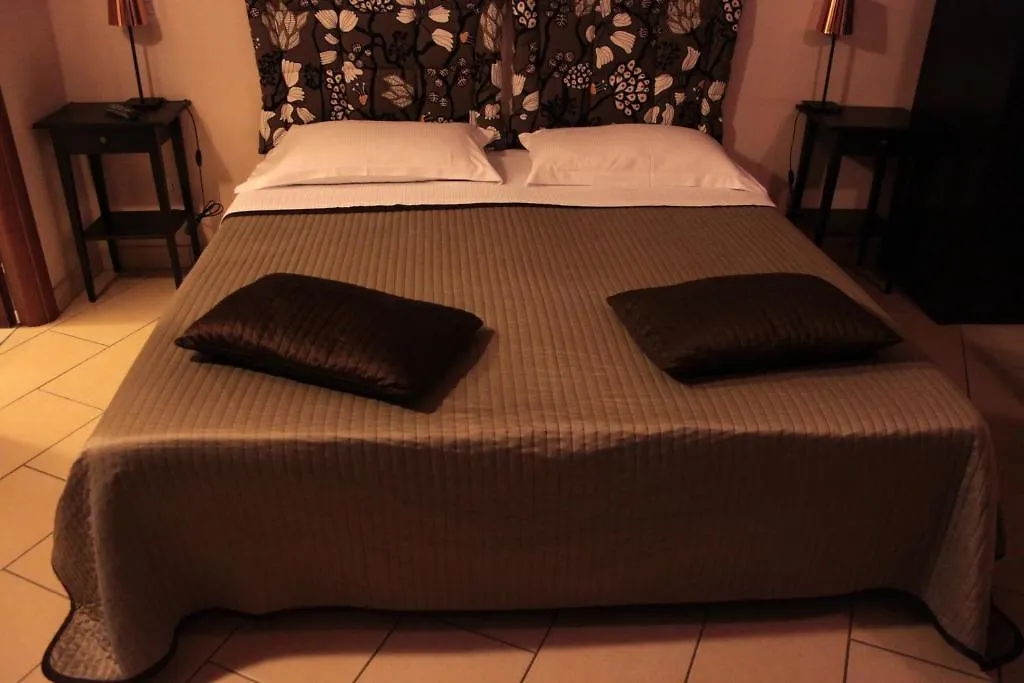 San Lorenzo Rooms Rzym Pensjonat