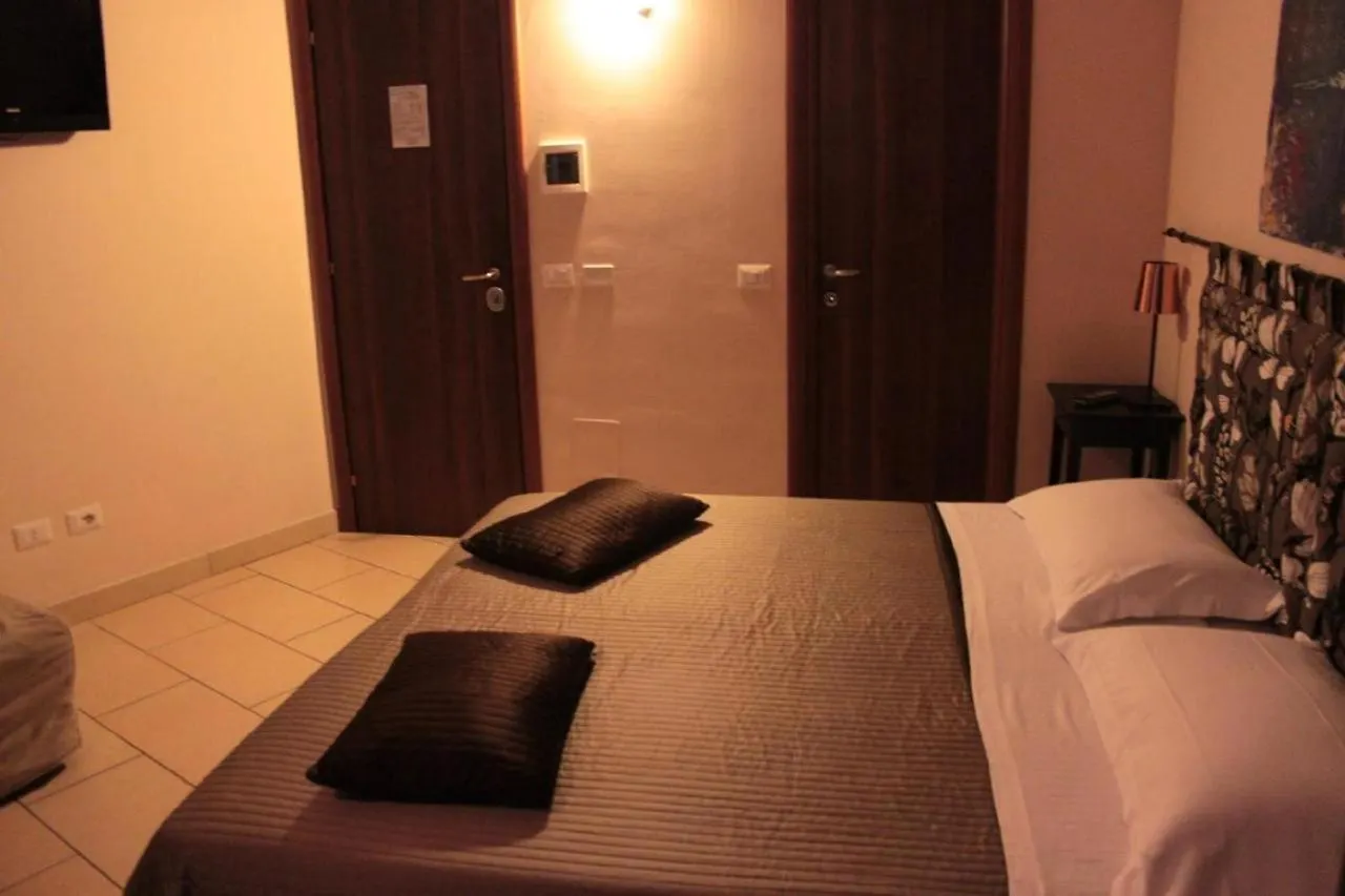 ** Guest house San Lorenzo Rooms Rome Italy