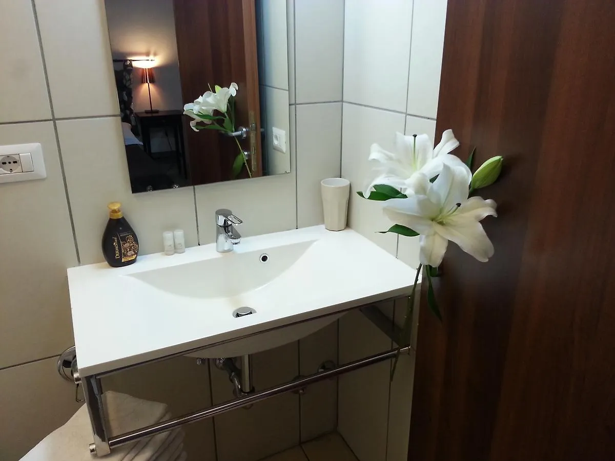 San Lorenzo Rooms Rome 2*,  Italy