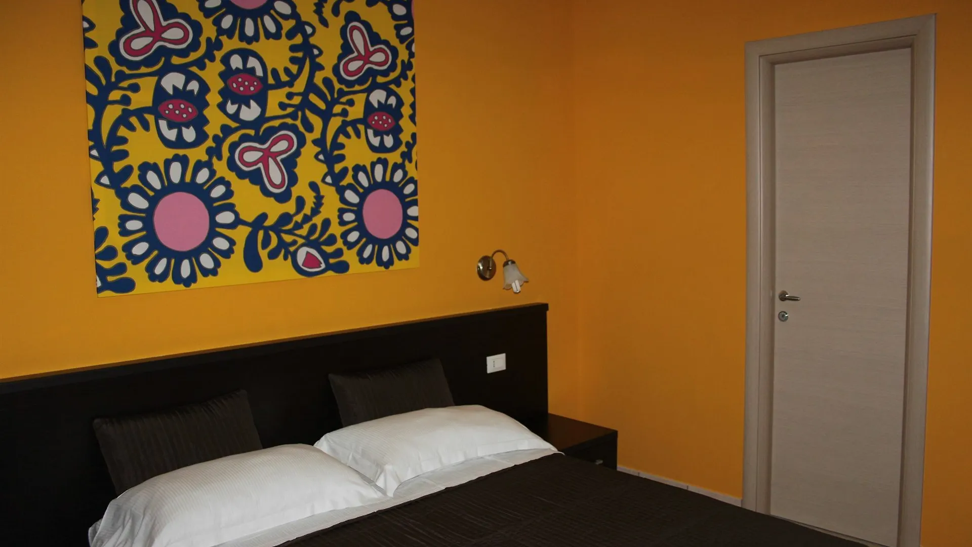 San Lorenzo Rooms Řím 2*,